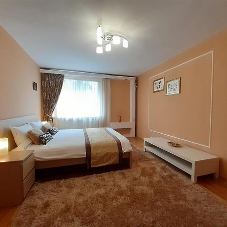 Apartament Central Пьятра-Нямц Экстерьер фото