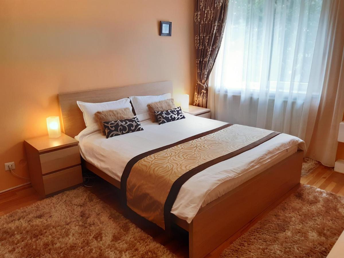 Apartament Central Пьятра-Нямц Экстерьер фото