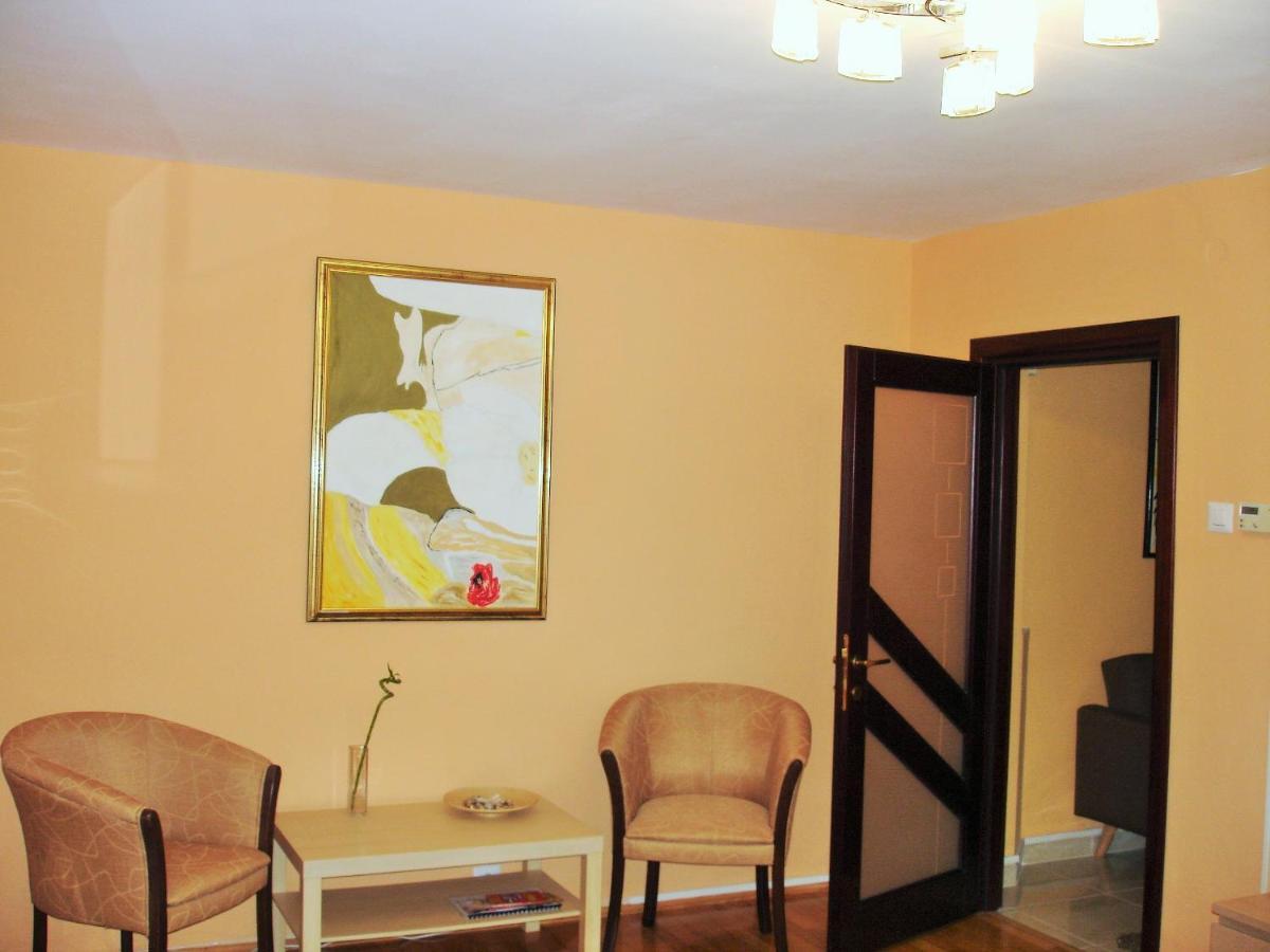Apartament Central Пьятра-Нямц Экстерьер фото